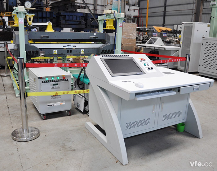 懸浮控制器綜合試驗(yàn)平臺實(shí)物圖 懸浮控制器綜合試驗(yàn)平臺實(shí)物圖