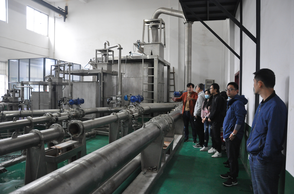 聯(lián)學(xué)聯(lián)創(chuàng)，半床棉被