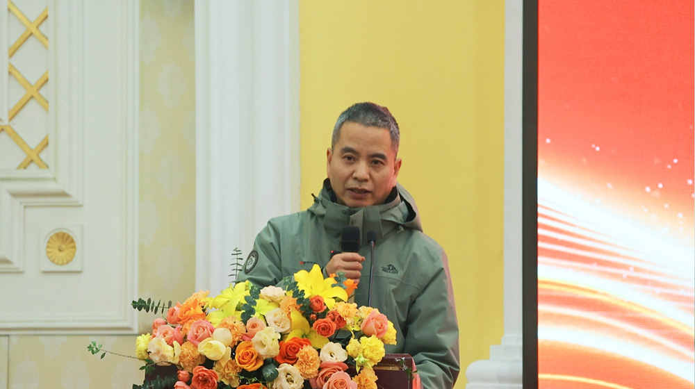 董事長(zhǎng)徐偉專作重要講話